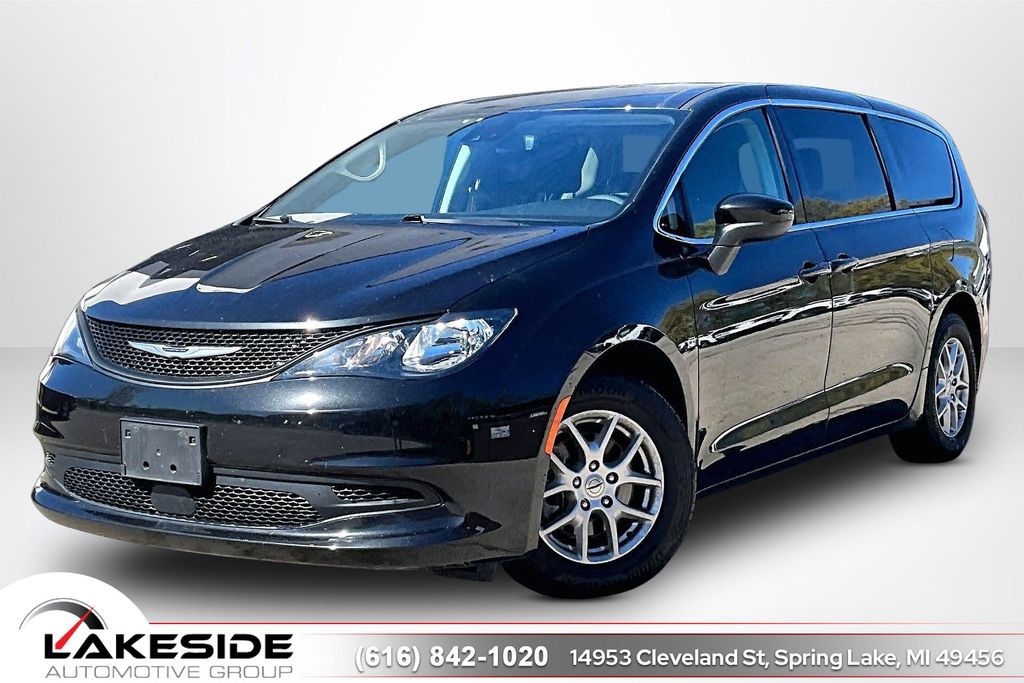 2024 Chrysler Voyager