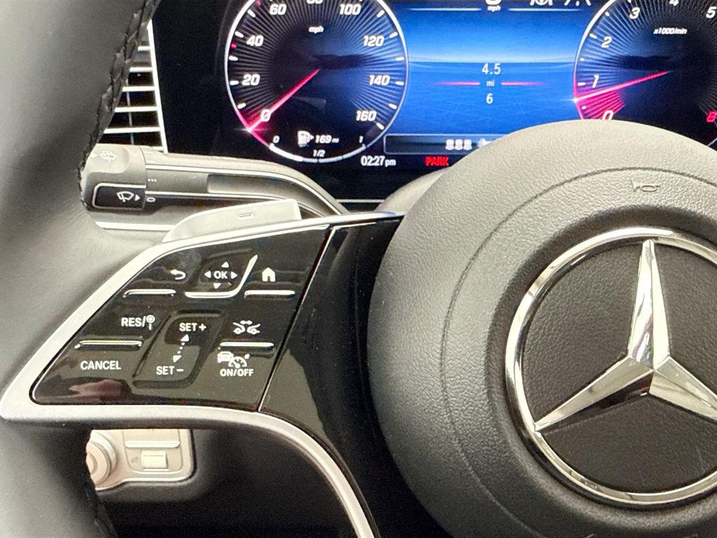Thumbnail: 2026 Mercedes-Benz GLE - 11