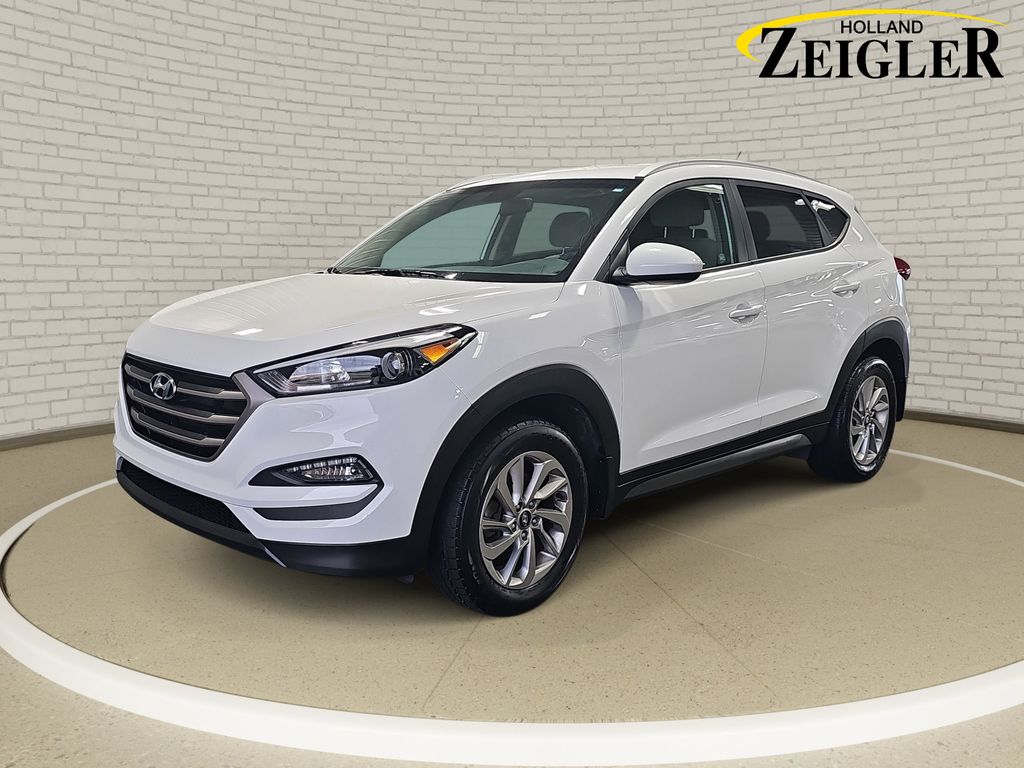 Dazzling White 2016 Hyundai Tucson SUV / Crossover All-Wheel Drive 6-Speed Automatic Overdrive