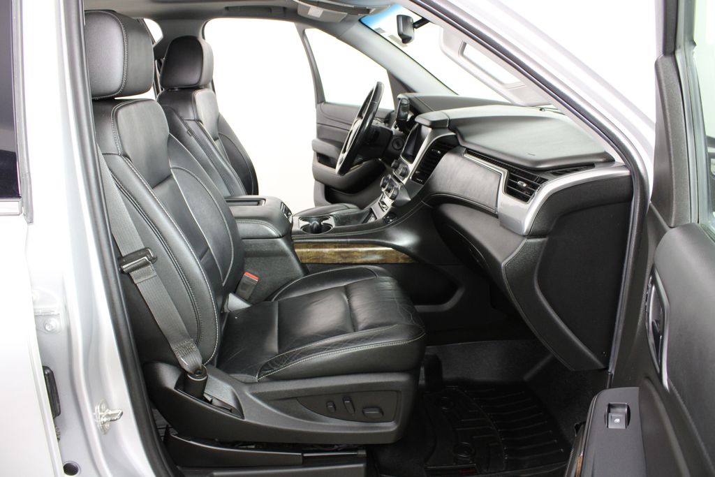 Used 2018 Chevrolet Suburban for sale in 