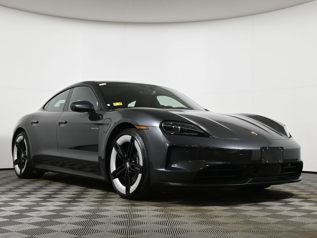 Thumbnail: 2025 Porsche Taycan - 9