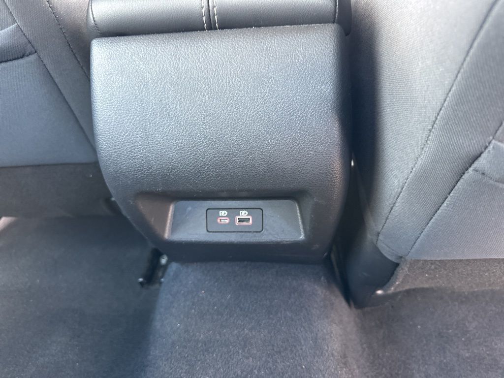 2021 Gun Metallic Nissan Altima 2.5 SV FWD Sedan