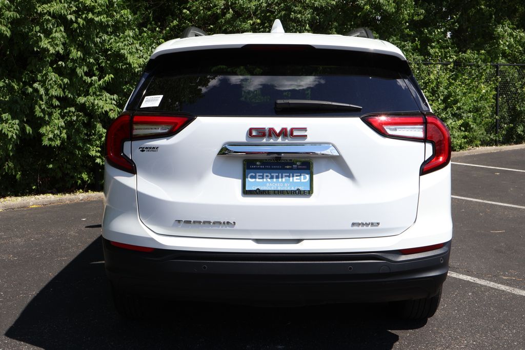 2023 GMC Terrain SLE 8