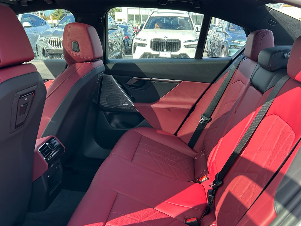 Thumbnail: 2027 BMW 5 Series - 30