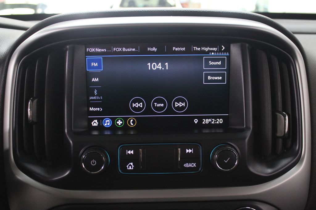 Thumbnail: 2021 Chevrolet Colorado - 15