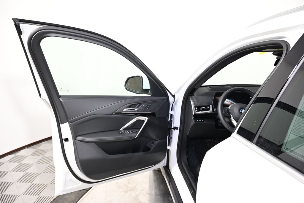 Thumbnail: 2026 BMW X1 - 21