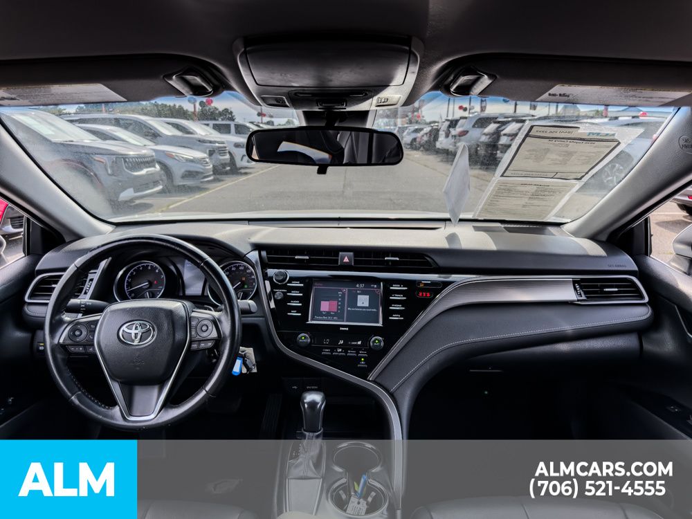 Used 2020 White Toyota SE image 21