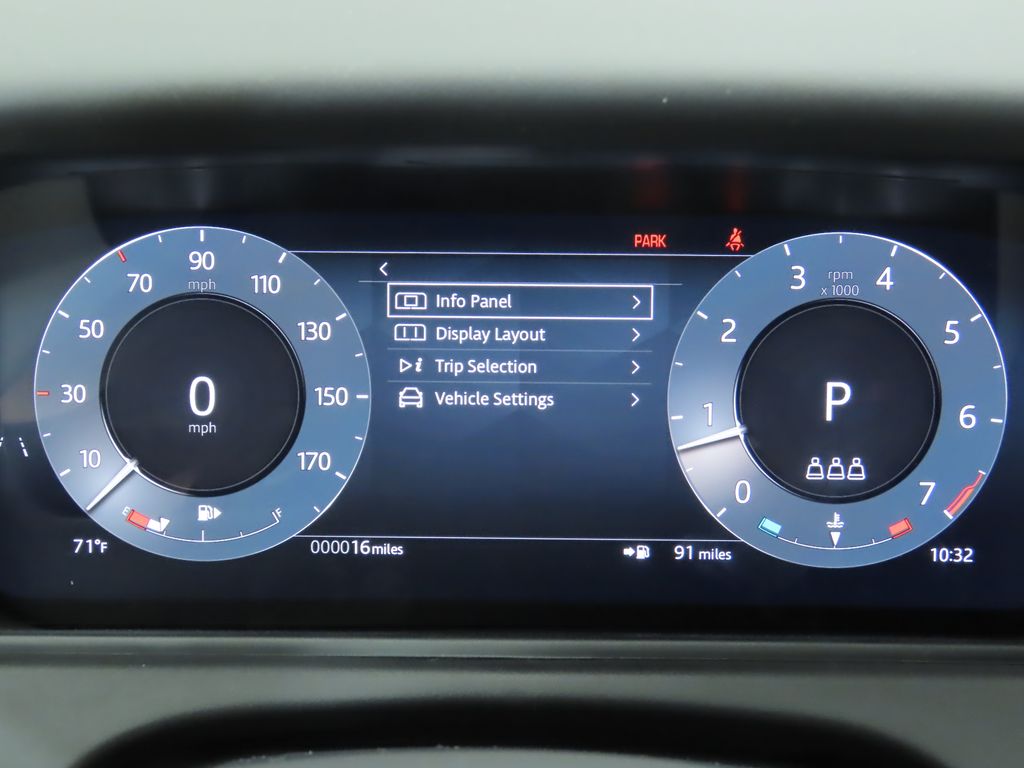 2026 Land Rover Range Rover Velar Dynamic SE 31