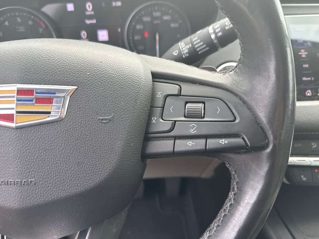 2019 Cadillac XT4 Premium Luxury photo