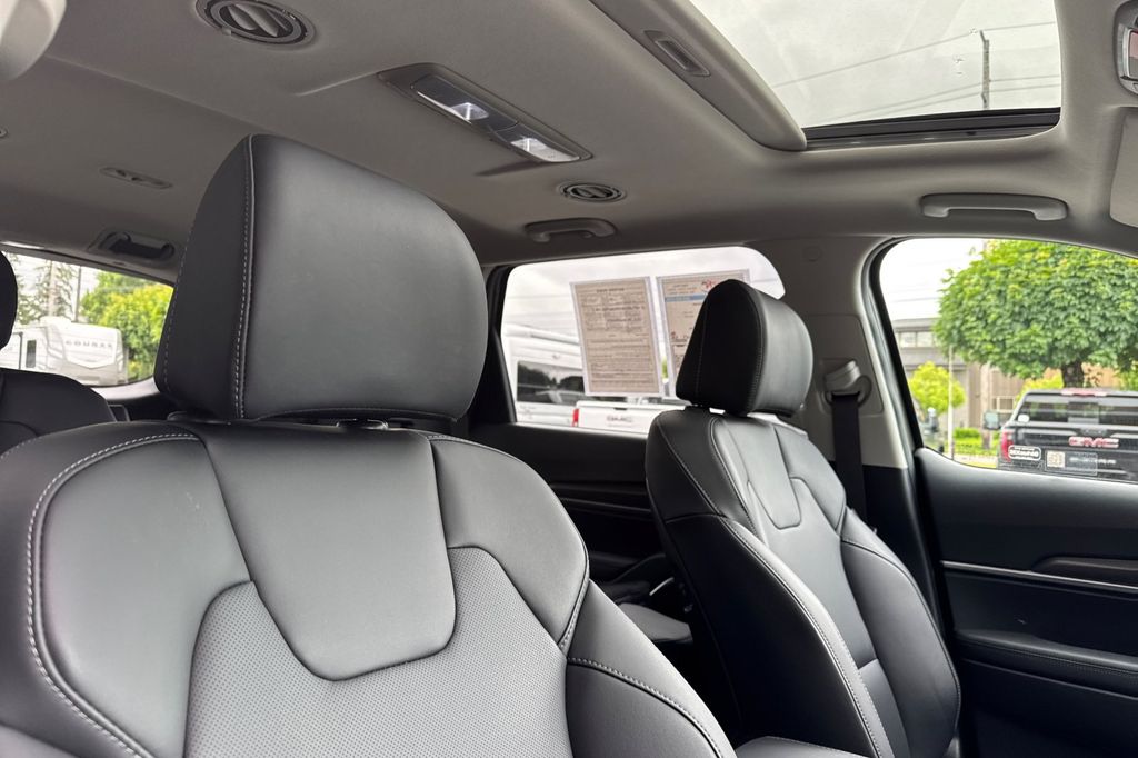 used 2025 Kia Telluride car, priced at $36,937