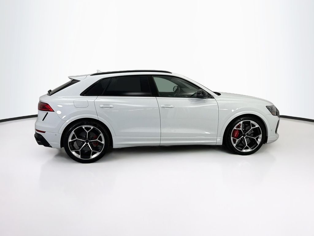 Thumbnail: 2027 Audi RS Q8 - 4