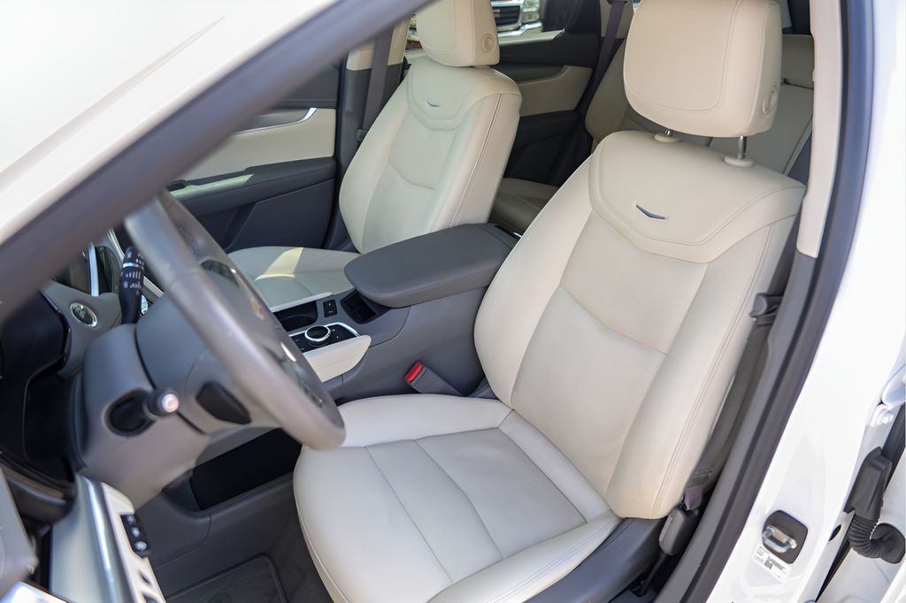 Used Car 2022 Cadillac Xt5  Premium Luxury For Sale Under $30,000 In Austin, Texas