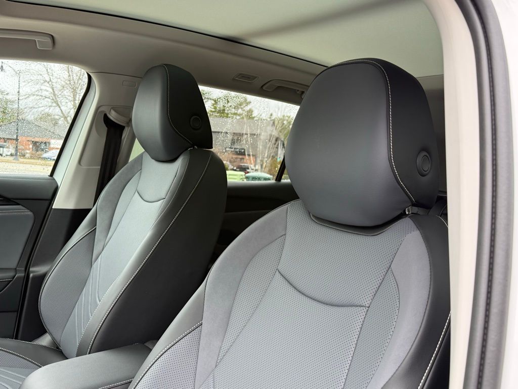 New 2026 White Volkswagen 2.0T SE image 27