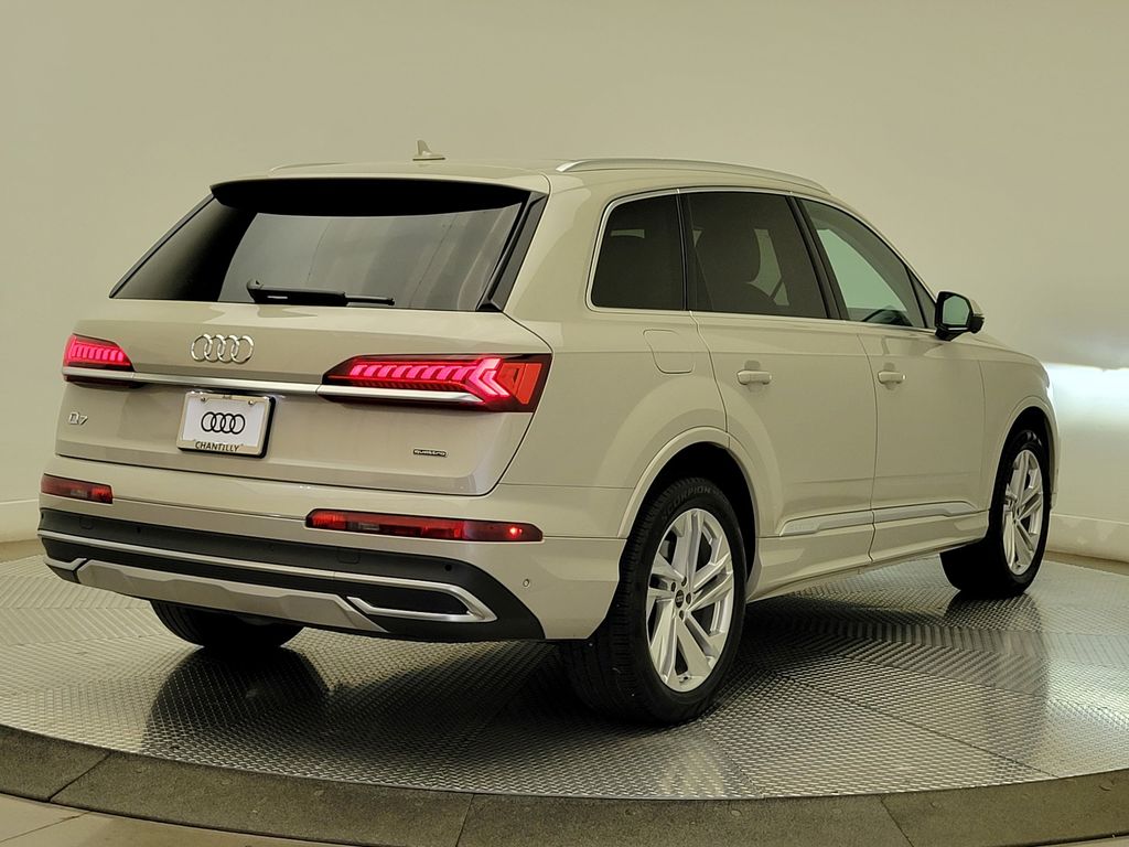 Thumbnail: 2023 Audi Q7 - 5