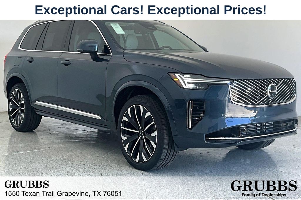 2026 Volvo XC90 Recharge T8 Ultra 7-Passenger eAWD