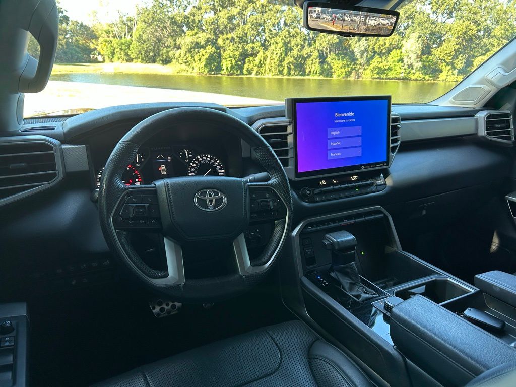 Thumbnail: 2022 Toyota Tundra - 12