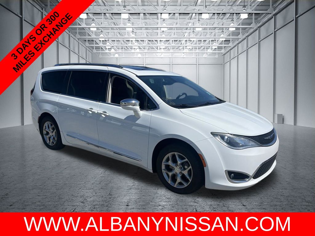 Bright White Clearcoat 2019 Chrysler Pacifica Minivan Front-Wheel Drive 9-Speed Automatic