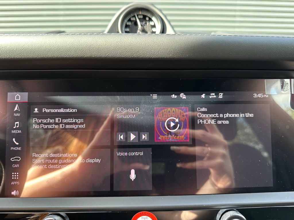 Thumbnail: 2026 Porsche Macan - 27