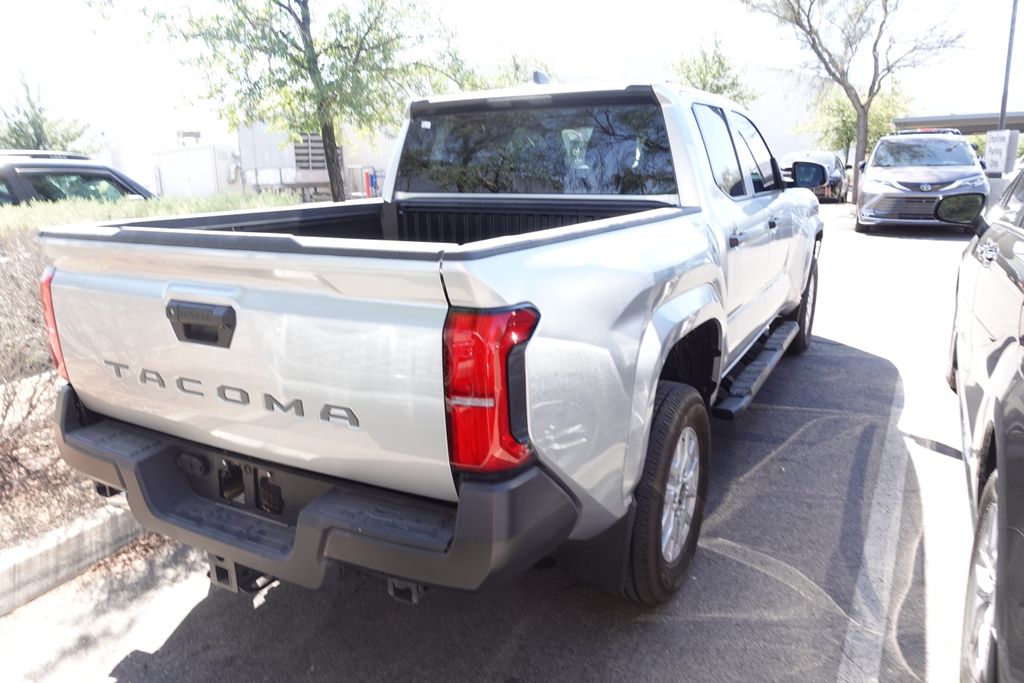 2024 Toyota Tacoma SR 4x2 Double Cab's photo