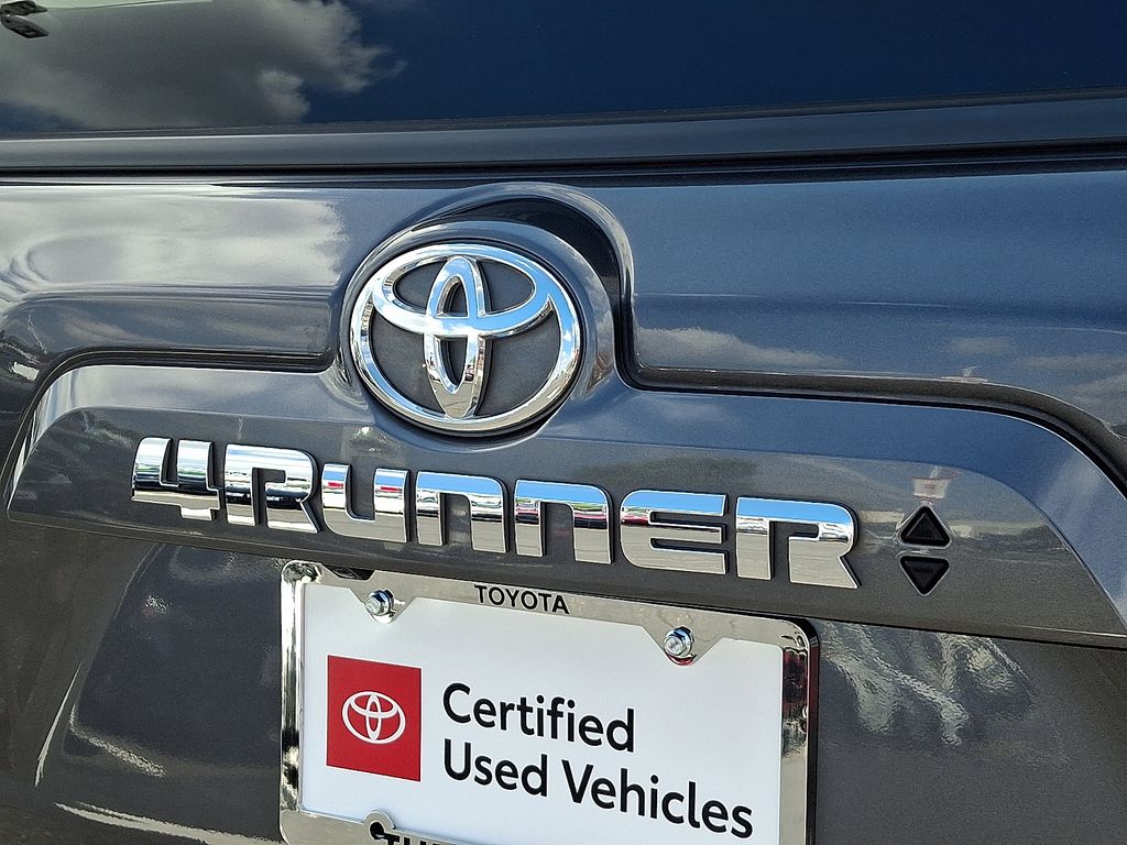 Thumbnail: 2021 Toyota 4Runner - 31