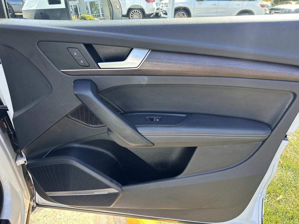 Thumbnail: 2021 Audi Q5 - 19