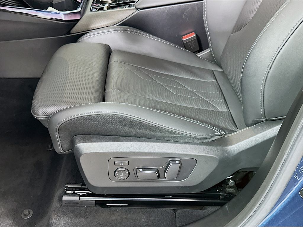 Thumbnail: 2025 BMW X3 - 19