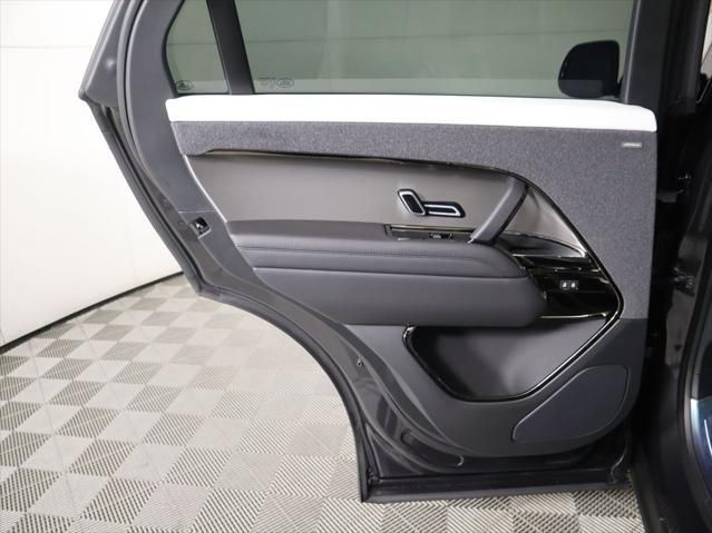 Thumbnail: 2026 Land Rover Range Rover Sport - 27