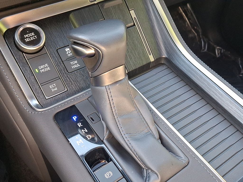 Thumbnail: 2024 Lexus GX - 15