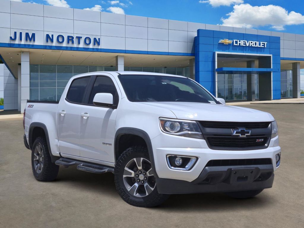 Summit White 2015 Chevrolet Colorado Pickup Truck Four-Wheel Drive 6-Speed Automatic