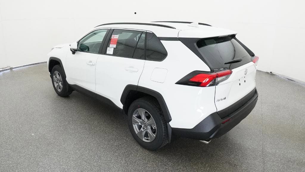 Thumbnail: 2025 Toyota RAV4 - 4