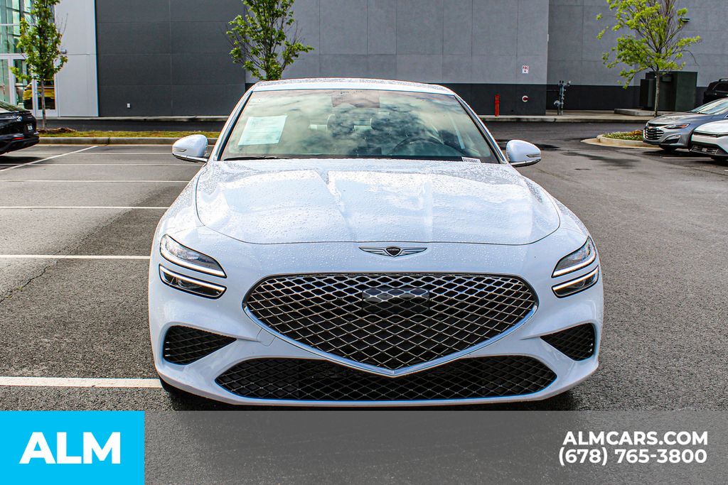 Used 2025 White Genesis 2.5T image 10