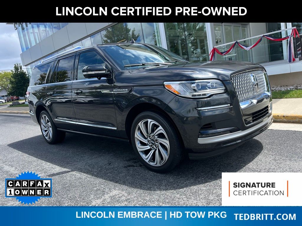 Starlight 2023 Lincoln Navigator SUV / Crossover Four-Wheel Drive Automatic