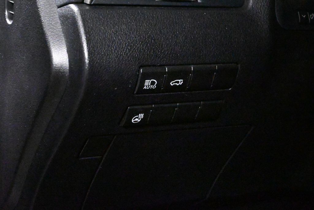 Thumbnail: 2016 Lexus RX - 29
