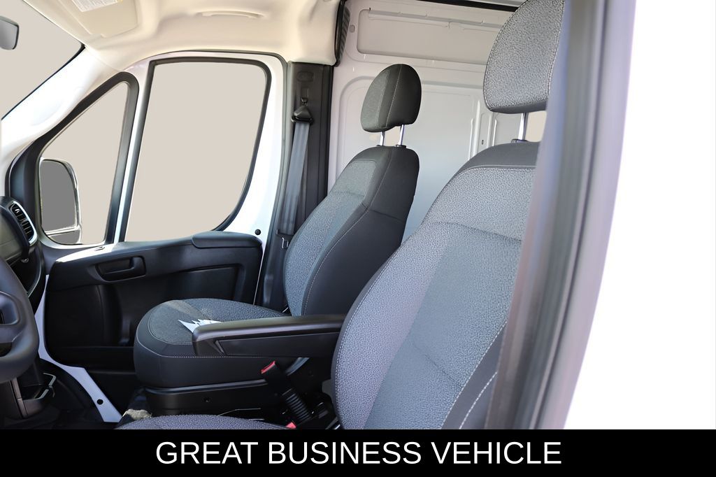 Used 2025 White Ram High Roof image 10