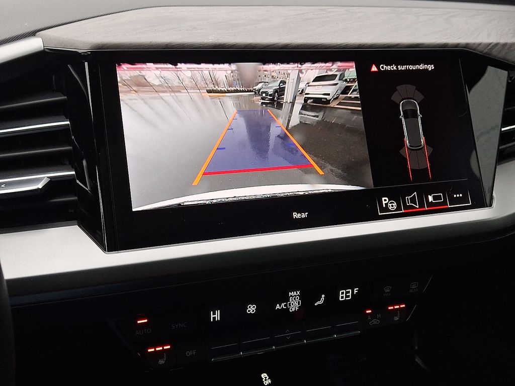 Thumbnail: 2024 Audi Q4 e-tron - 18