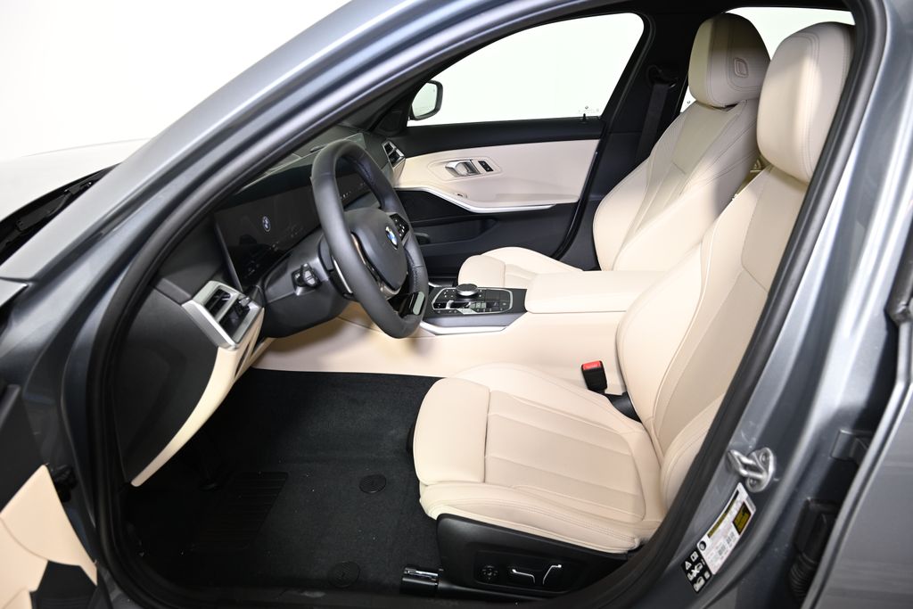 Thumbnail: 2025 BMW 3 Series - 14