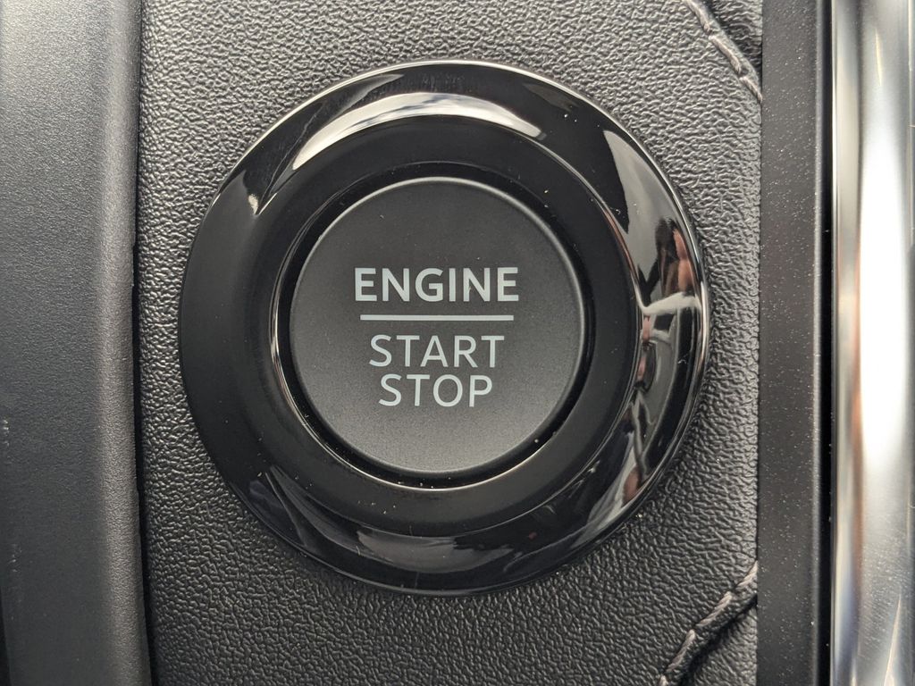 2025 Ford Expedition Platinum MAX