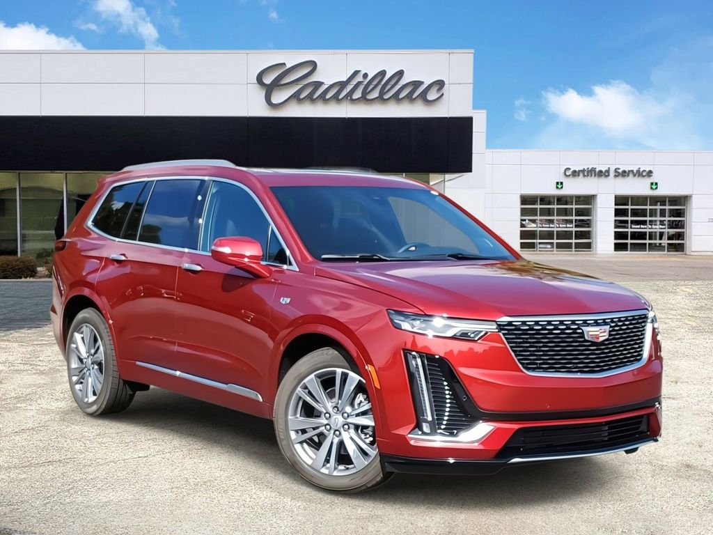 2025 Cadillac XT6 Premium Luxury 2