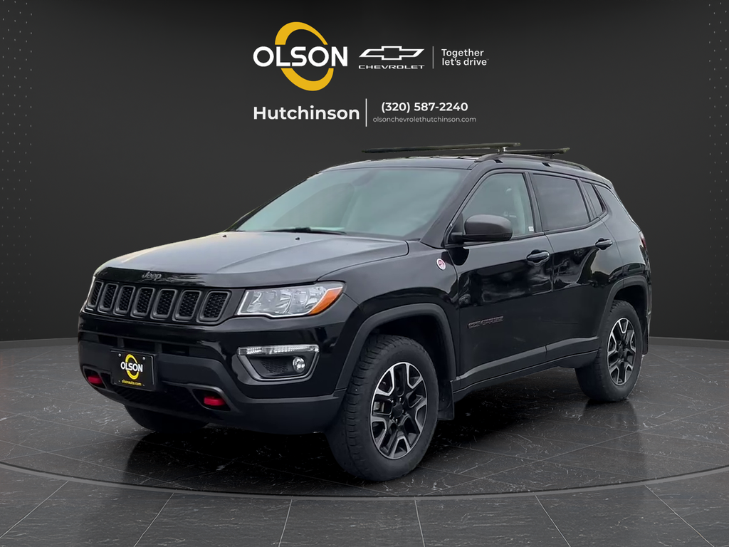 Diamond Black Crystal Pearlcoat 2020 Jeep Compass SUV / Crossover Four-Wheel Drive 9-Speed Automatic