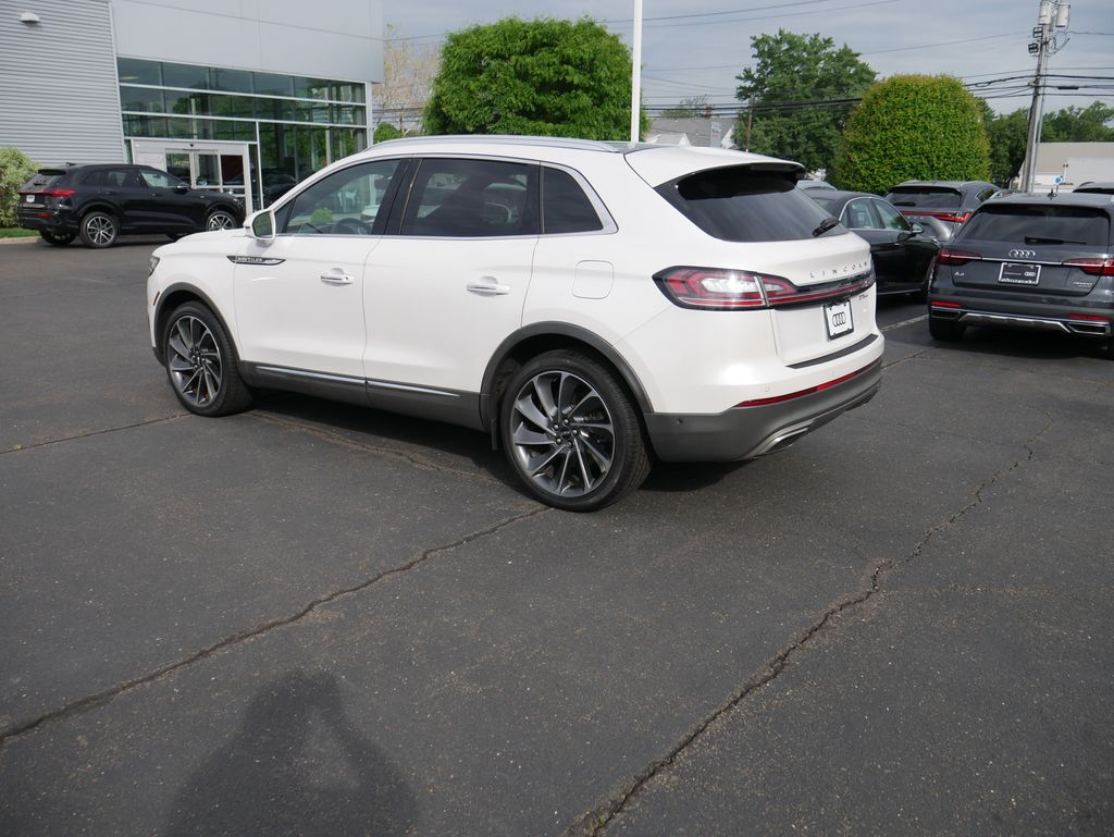 Thumbnail: 2019 Lincoln Nautilus - 3