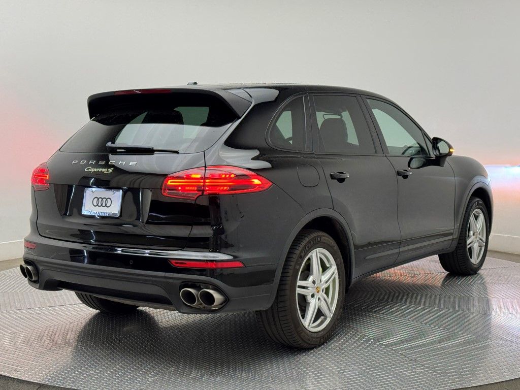 2016 Porsche Cayenne S E-Hybrid 11