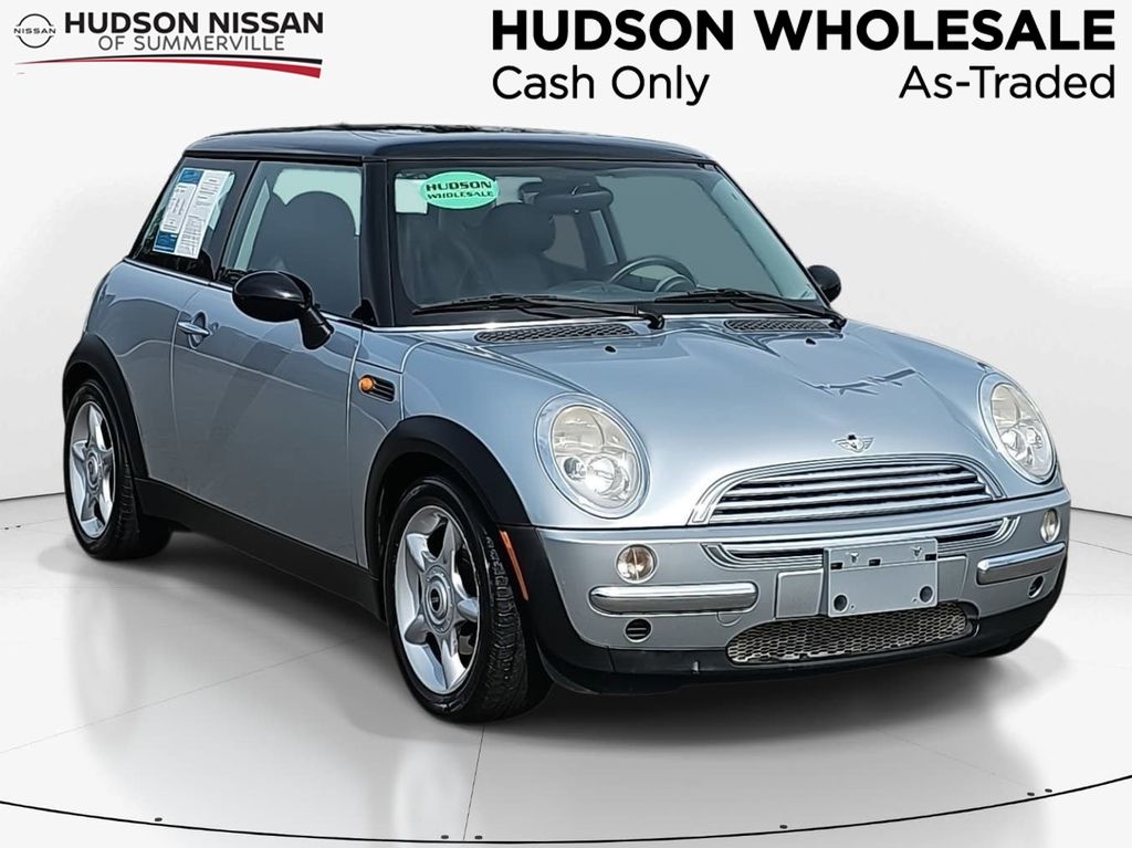 Pure Silver Metallic 2003 MINI Cooper Base Hatchback Front-Wheel Drive Continuously Variable Transmission
