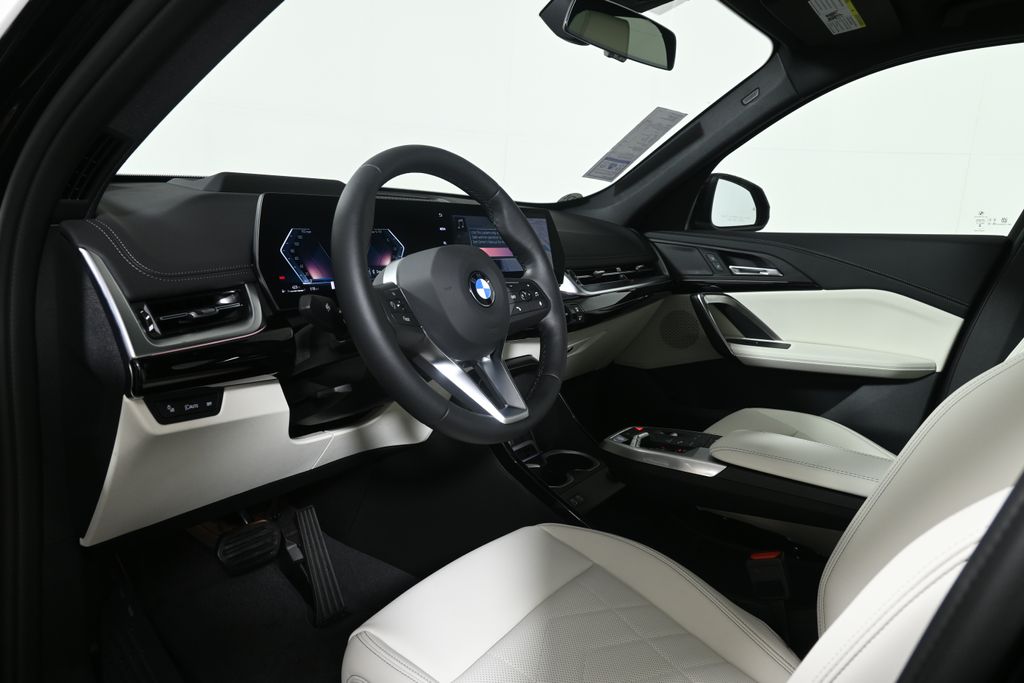 Thumbnail: 2026 BMW X1 - 15