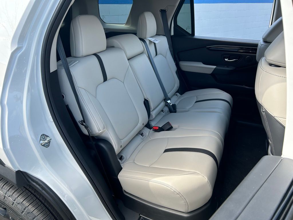 2026 Honda Passport  25