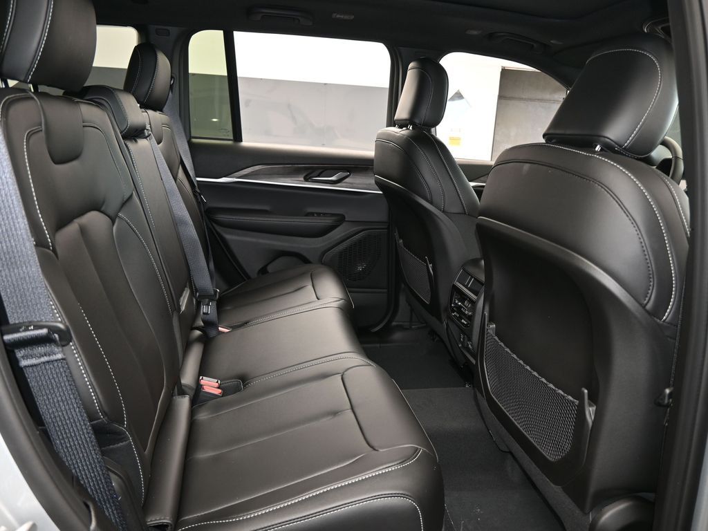 New 2025 Silver Zynith Jeep Limited image 37