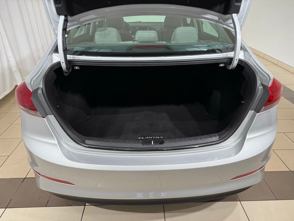 2018 Hyundai Elantra Value Edition 11