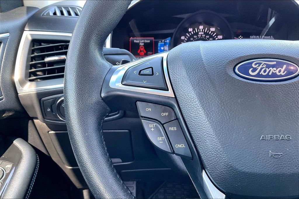 Used 2018 Ford Edge Titanium 4D Sport Utility