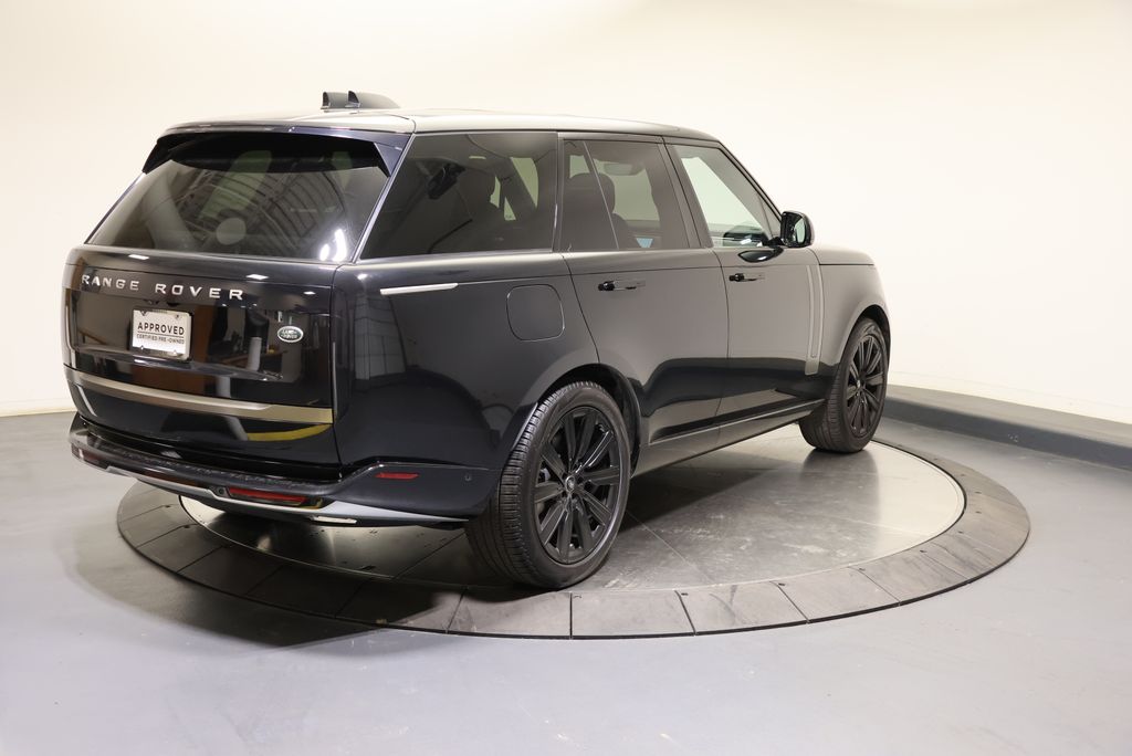 Thumbnail: 2023 Land Rover Range Rover - 5