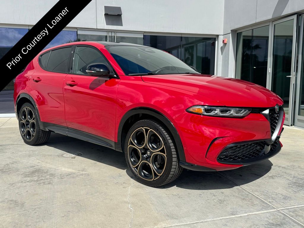 2025 Alfa Romeo Tonale Intensa AWD