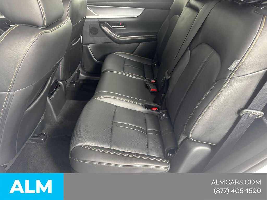 Used 2024 White Mazda Preferred image 23